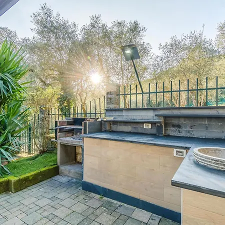 5 Bedroom Stunning In * Chiavari