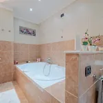 5 Bedroom Stunning In * Chiavari