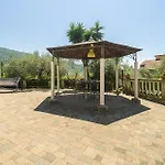 5 Bedroom Stunning In *