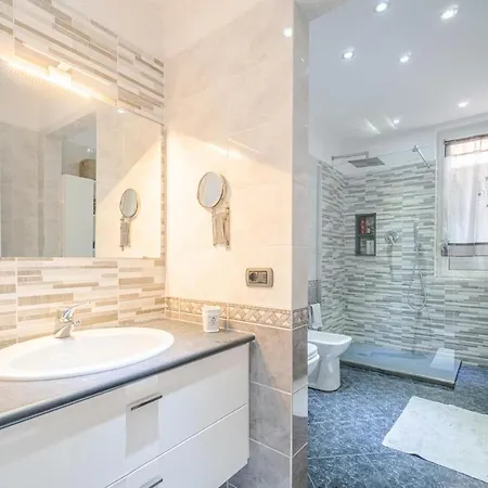 5 Bedroom Stunning In