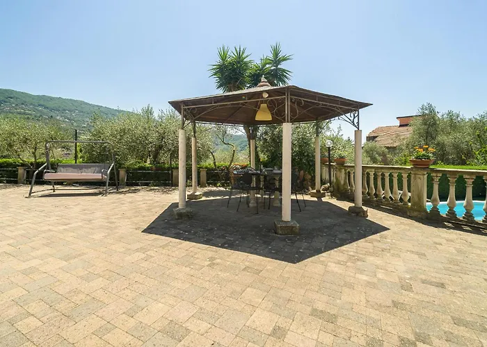5 Bedroom Stunning In *