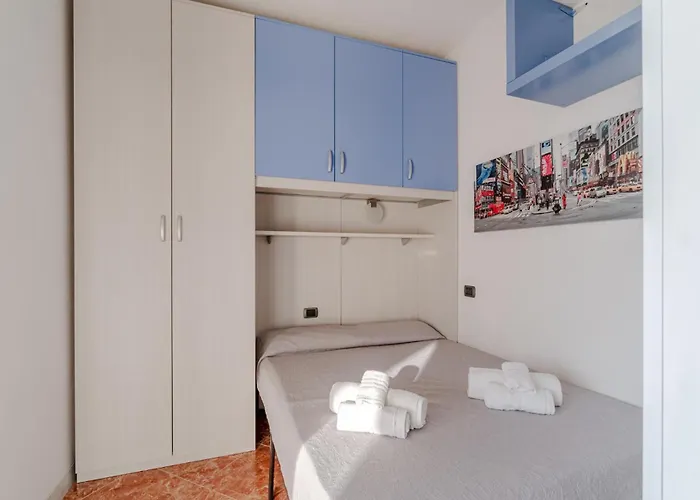 5 Bedroom Stunning In Chiavari